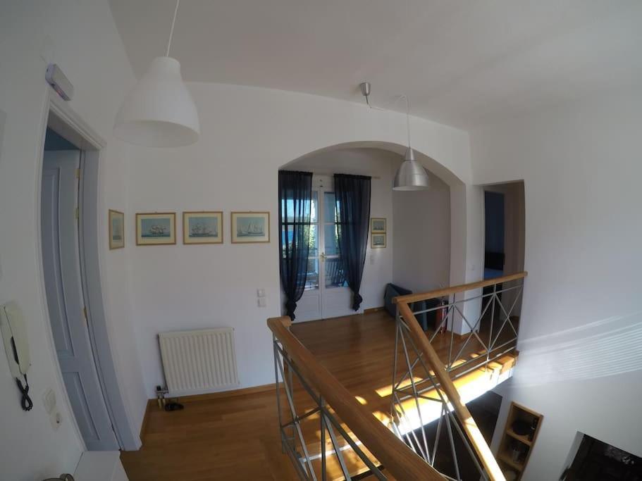 Villa Liana Sourpi ภายนอก รูปภาพ